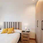 Ebony I Local Rentss Zarauz
