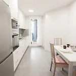 Apartament Ebony I Local Rentss