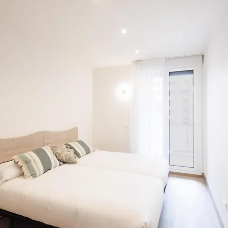 Apartamento Ebony I Local Rentss *