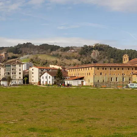 Ebony I Local Rentss Apartment