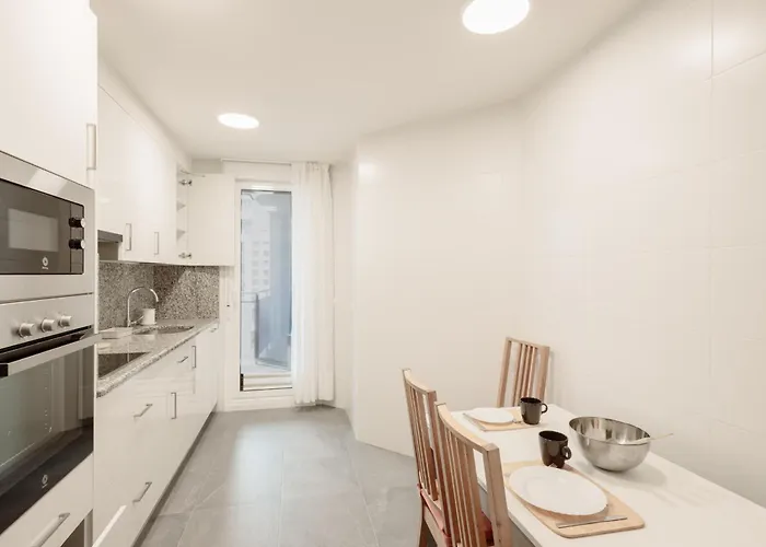 Ebony I Local Rentss * Zarautz