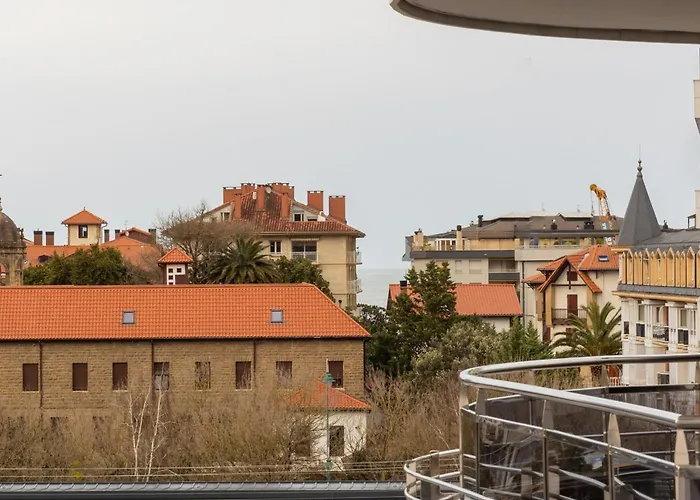 Apartment Ebony I Local Rentss *